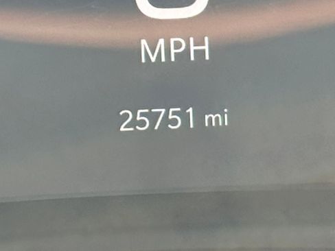 Used 2025 Jeep Compass Limited image 40