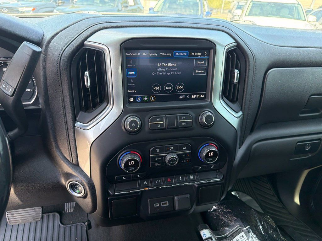 Used 2021 Chevrolet Silverado 1500 LT RWD image 7