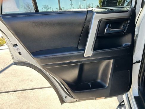 Used 2023 Toyota 4Runner Limited AWD/4WD image 25