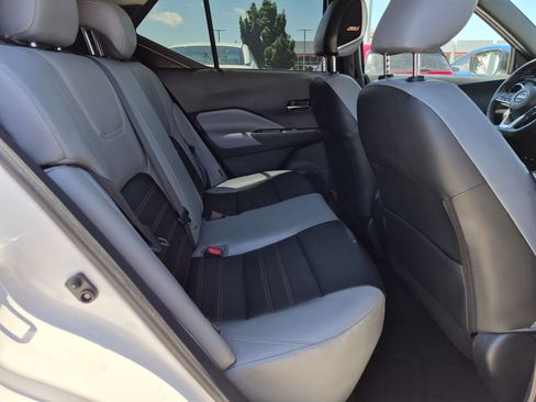 Used 2024 Nissan Kicks SR w/ SR Premium Package FWD image 29