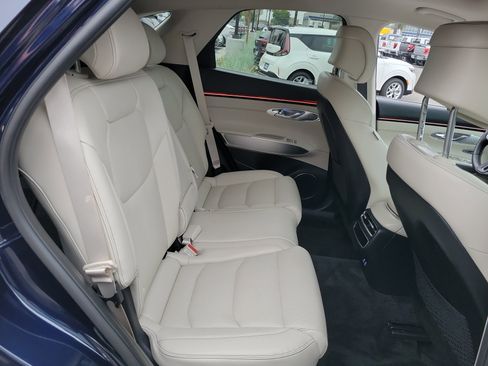 Certified 2026 Genesis GV70 2.5T Select AWD/4WD image 22