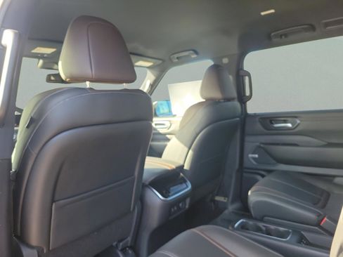 New 2026 Nissan Armada SL w/ Captain's Chari Seat Package image 11