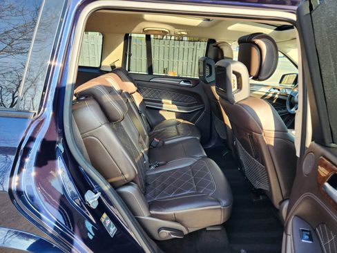 Used 2017 Mercedes-Benz GLS 550 4MATIC image 20