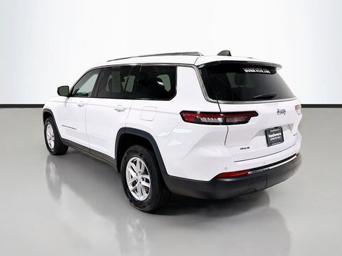 Used 2023 Jeep Grand Cherokee L Laredo AWD/4WD image 21