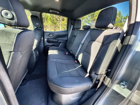 Used 2024 Chevrolet Colorado LT image 23