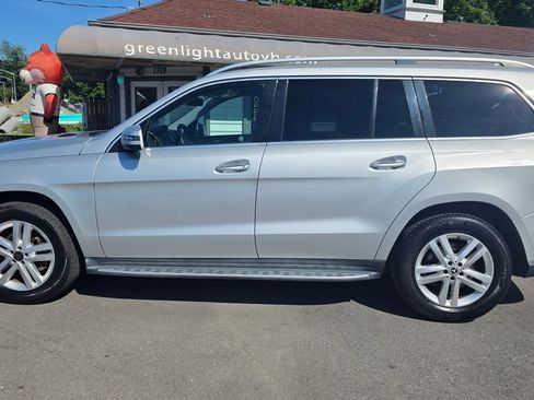 Used 2015 Mercedes-Benz GL 450 4MATIC image 7