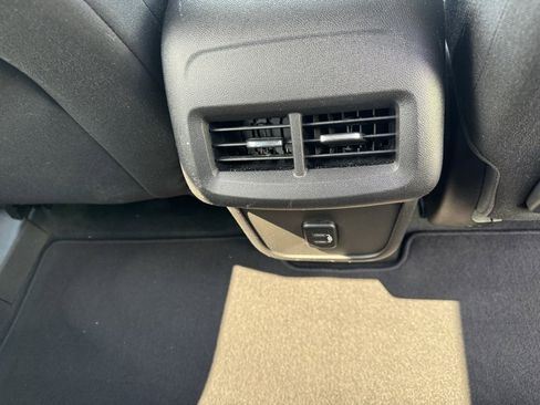 Used 2018 GMC Terrain SLE w/ Driver Convenience Package image 10