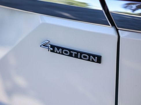 New 2026 Volkswagen Atlas SE image 14