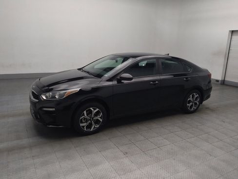 Used 2019 Kia Forte LXS image 2