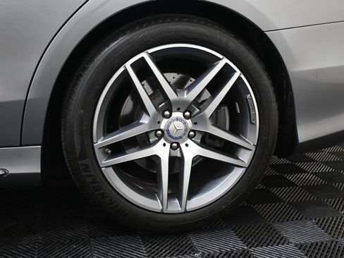 Used 2015 Mercedes-Benz S 550 Sedan image 39
