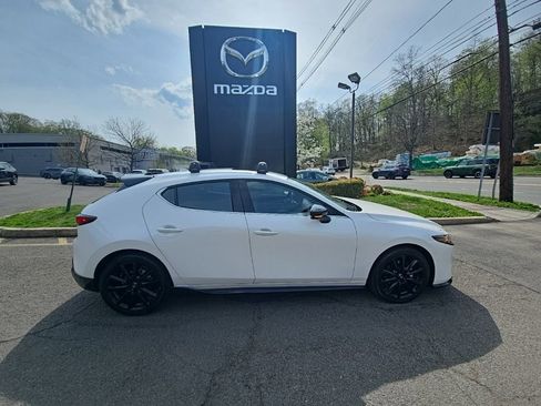 Certified 2025 MAZDA MAZDA3 Hatchback w/Premium Plus Pkg image 1