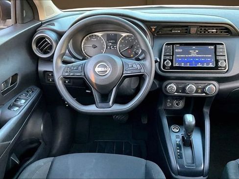 Used 2024 Nissan Kicks S image 5