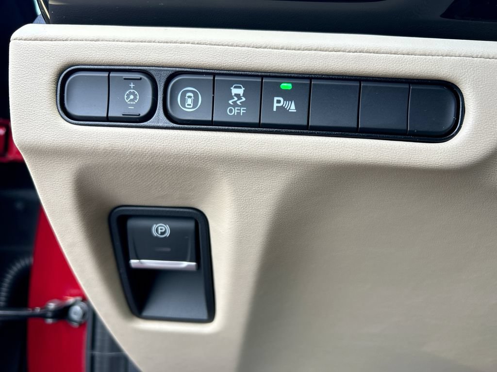 Used 2025 Acura MDX w/ Technology Package FWD image 32