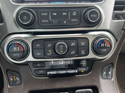 Used 2019 Chevrolet Tahoe LT image 22