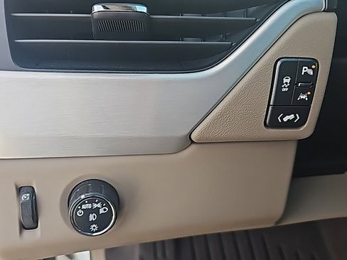 Used 2019 GMC Yukon XL SLT w/ Open Road Package image 20