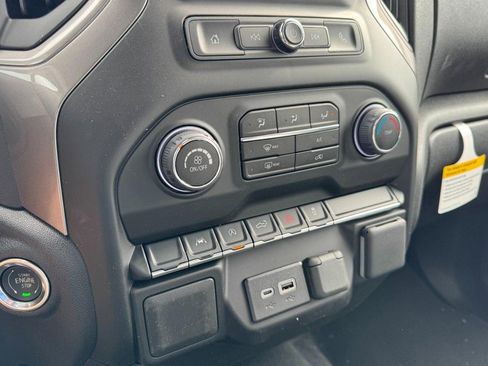 New 2026 Chevrolet Silverado 1500 Custom AWD/4WD image 14