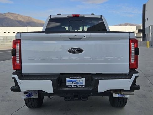 New 2026 Ford F250 Lariat w/ Black Appearance Package image 4