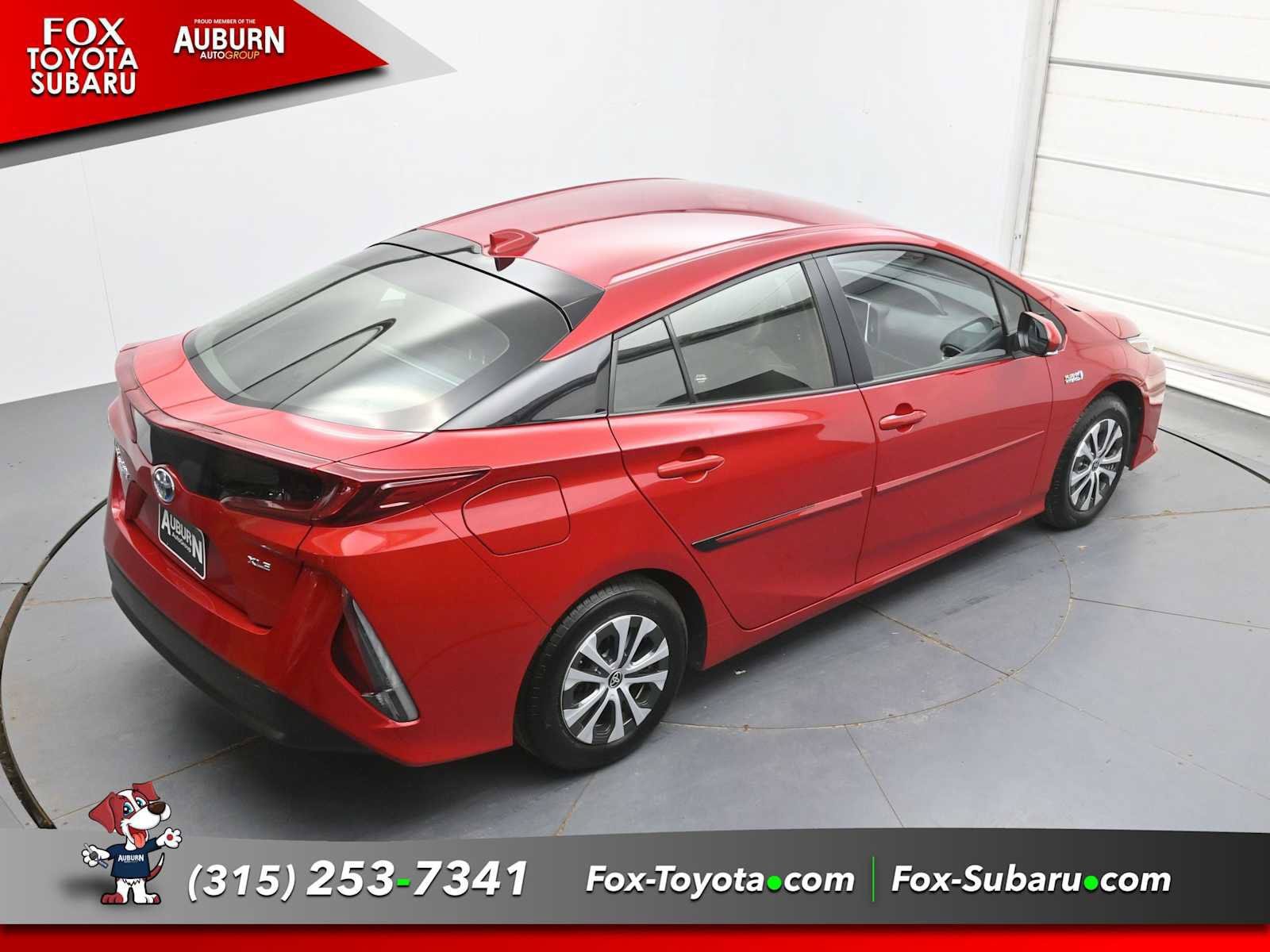 Used 2021 Toyota Prius Prime XLE FWD image 27