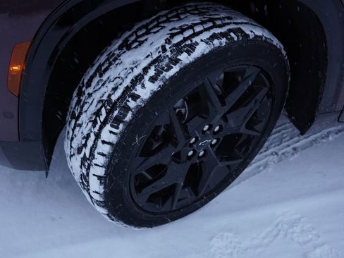 New 2026 Chevrolet Traverse RS image 9