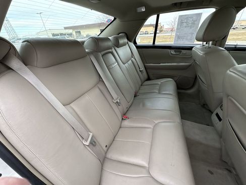 Used 2008 Cadillac DTS w/ Sun And Sound Package image 24