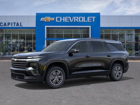 New 2026 Chevrolet Traverse LT image 2