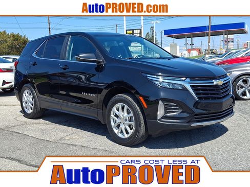 Used 2022 Chevrolet Equinox LT image 1