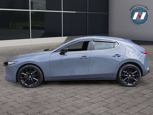Used 2023 MAZDA MAZDA3 s FWD image 2