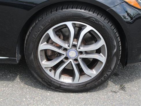 Used 2017 Mercedes-Benz C 300 4MATIC Sedan image 9