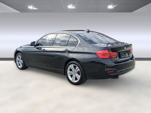 Used 2018 BMW 330i Sedan image 3