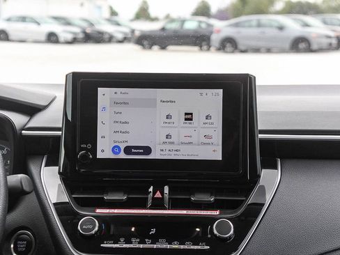 Used 2025 Toyota Corolla LE w/ Convenience Package image 15