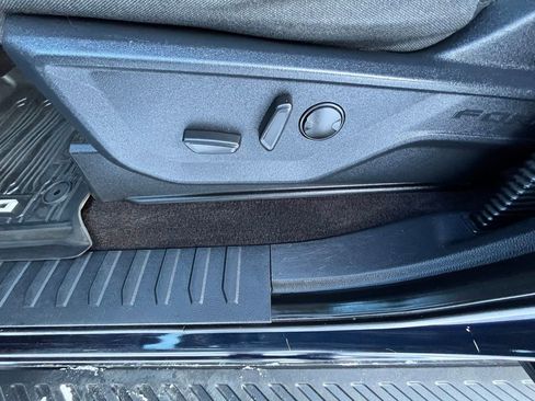 Certified 2022 Ford F150 XLT w/ Equipment Group 302A High image 11