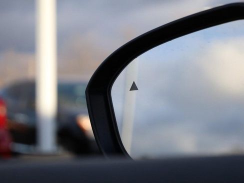 New 2026 Nissan Kicks S image 20