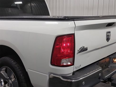 Used 2018 RAM 1500 Big Horn image 33