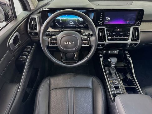 Used 2023 Kia Sorento SX image 23