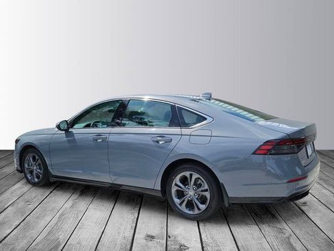 Used 2023 Honda Accord EX-L image 3