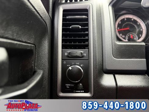 Used 2018 RAM 2500 Tradesman w/ Chrome Appearance Group AWD/4WD image 25