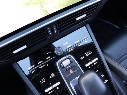 Used 2021 Porsche Cayenne S AWD/4WD image 60