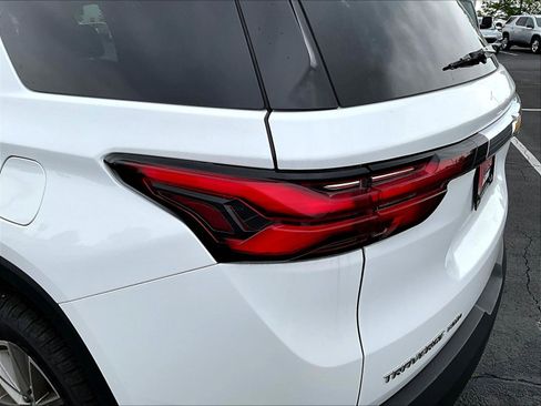 Used 2023 Chevrolet Traverse LT w/ LPO, Cargo Package AWD/4WD image 23