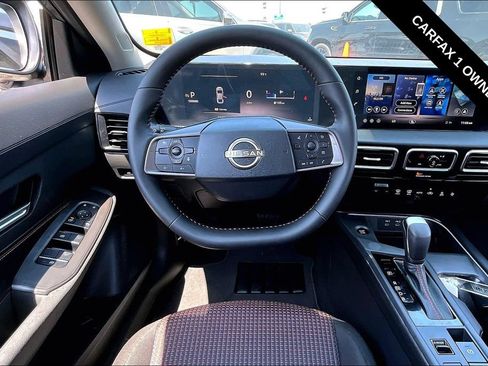 Used 2026 Nissan Sentra SR w/ Floor Mat Package FWD image 11