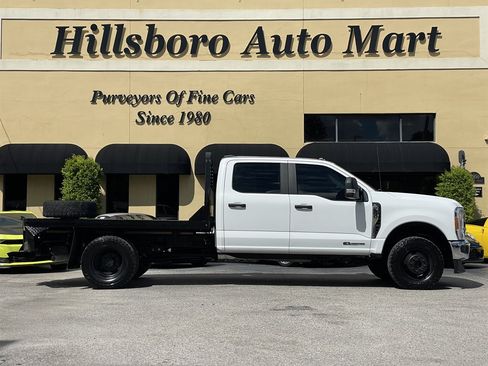 Used 2023 Ford F350 XL w/ XL Chrome Package AWD/4WD image 4