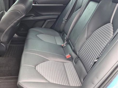 Used 2023 Toyota Camry SE FWD image 17