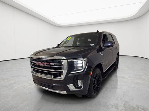 Certified 2024 GMC Yukon SLT w/ SLT Luxury Package AWD/4WD image 3