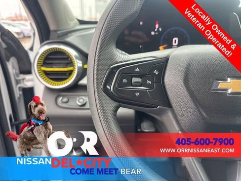 Used 2025 Chevrolet Trax LT image 15