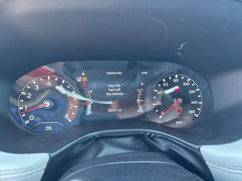 Used 2023 Jeep Compass Limited image 11