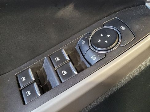 Used 2024 Ford Explorer XLT w/ Equipment Group 202A image 27