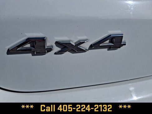 Used 2025 Jeep Compass Limited AWD/4WD image 11