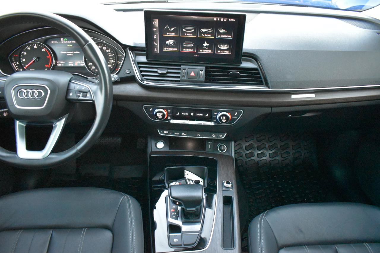 Used 2021 Audi Q5 2.0T Premium w/ Convenience Package AWD/4WD image 19