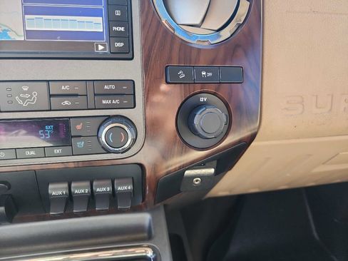 Used 2011 Ford F250 Lariat w/ Lariat Ultimate Pkg image 31