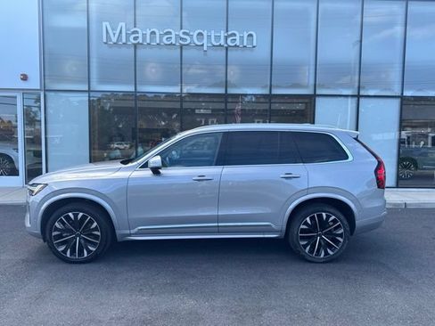Certified 2025 Volvo XC90 B6 Plus AWD/4WD image 2