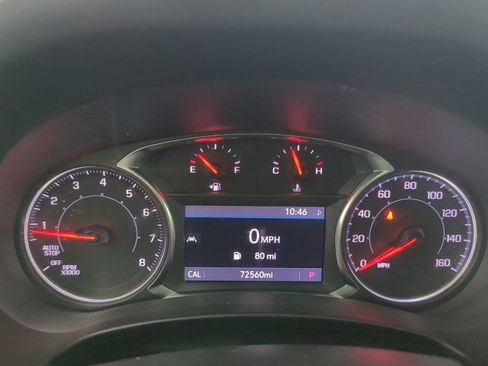 Used 2022 GMC Terrain SLT w/ Tech Package FWD image 17